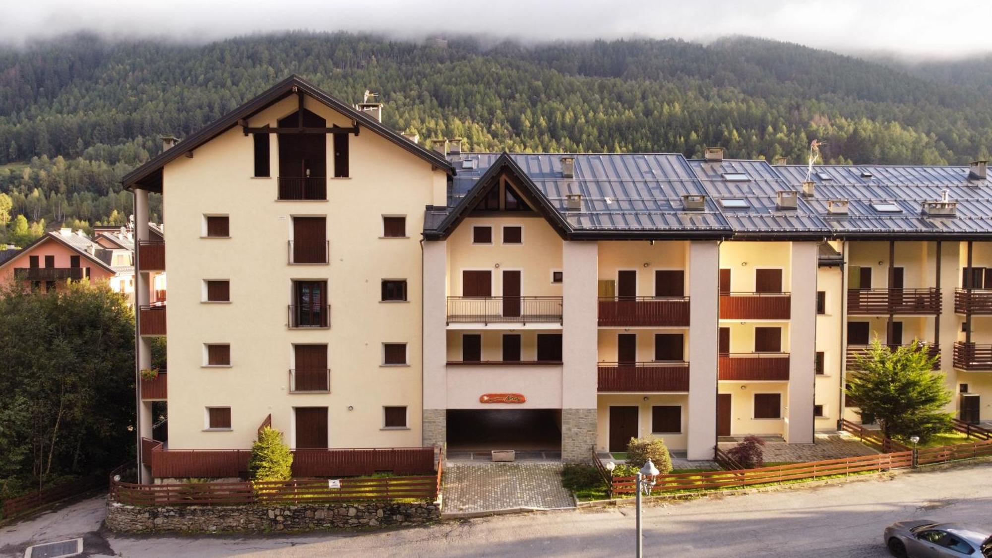 Aprica , Lusso A 300M Dalle Piste Da Sci, Garage Privato E Deposito Sci Gratuito Le Bratte 外观 照片